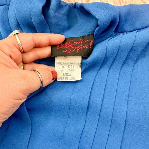 Vintage Pleated Blouse - Picture 2 of 5